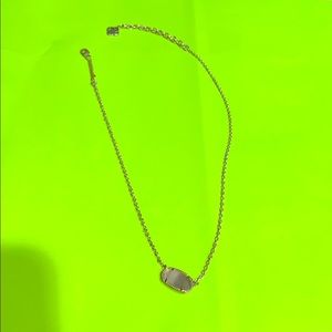 Kendra Scott necklace